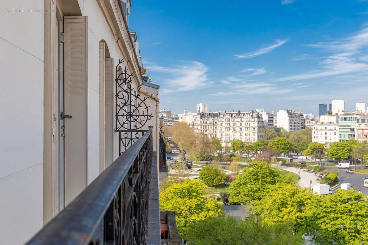 Appartement à PARIS-12E