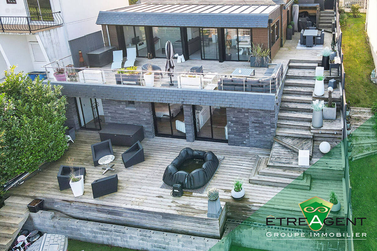 Maison à SAINT-ARNOULT