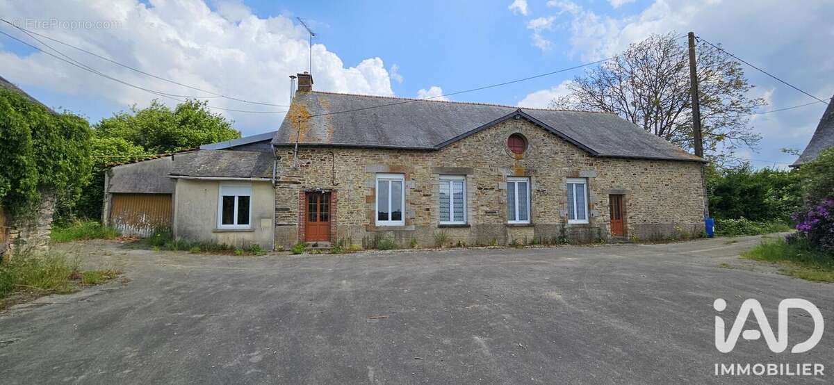 Maison 190 m² à Vitre  - photo 2