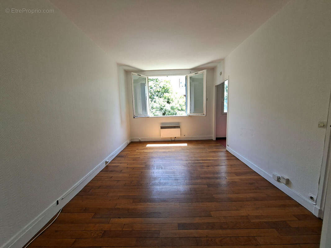 Appartement à ISSY-LES-MOULINEAUX