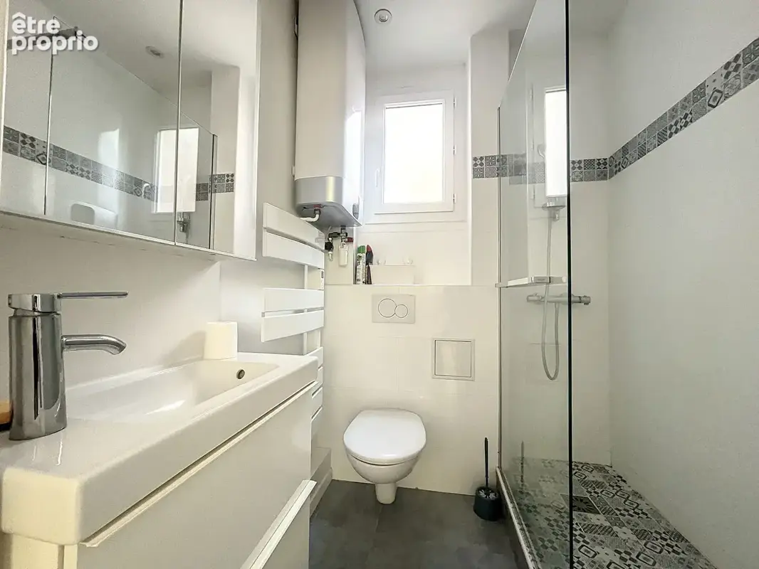 STUDIO à Bourg La Reine de 22 m2. - photo 3