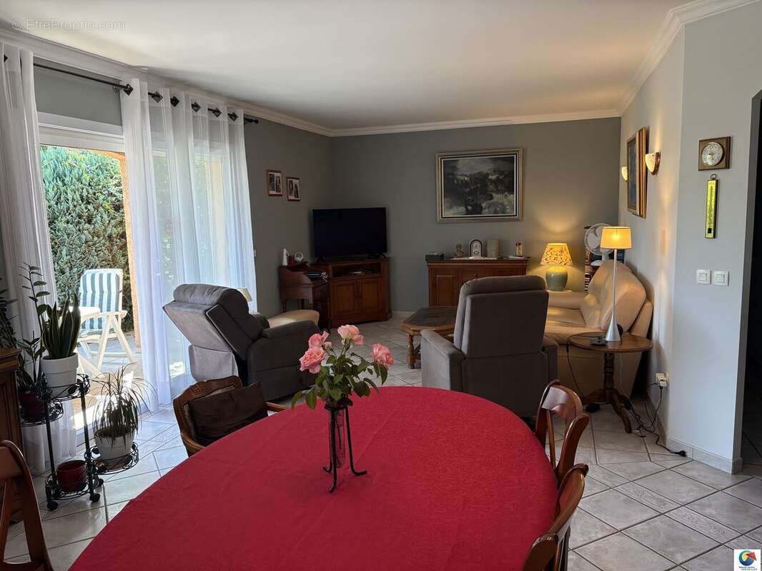 Maison à LA VERPILLIERE