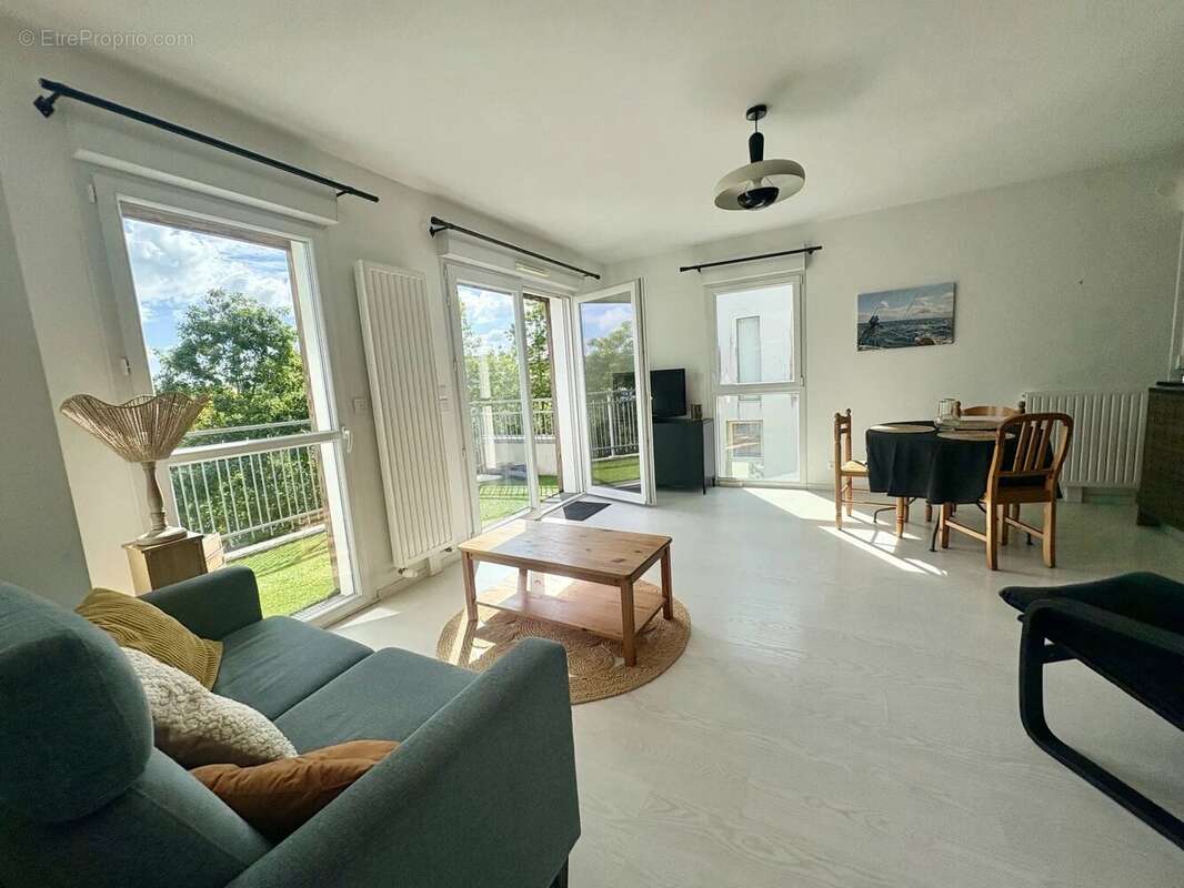 Vente Appartement Orvault(44700) 243 000ï¿œ - photo 2