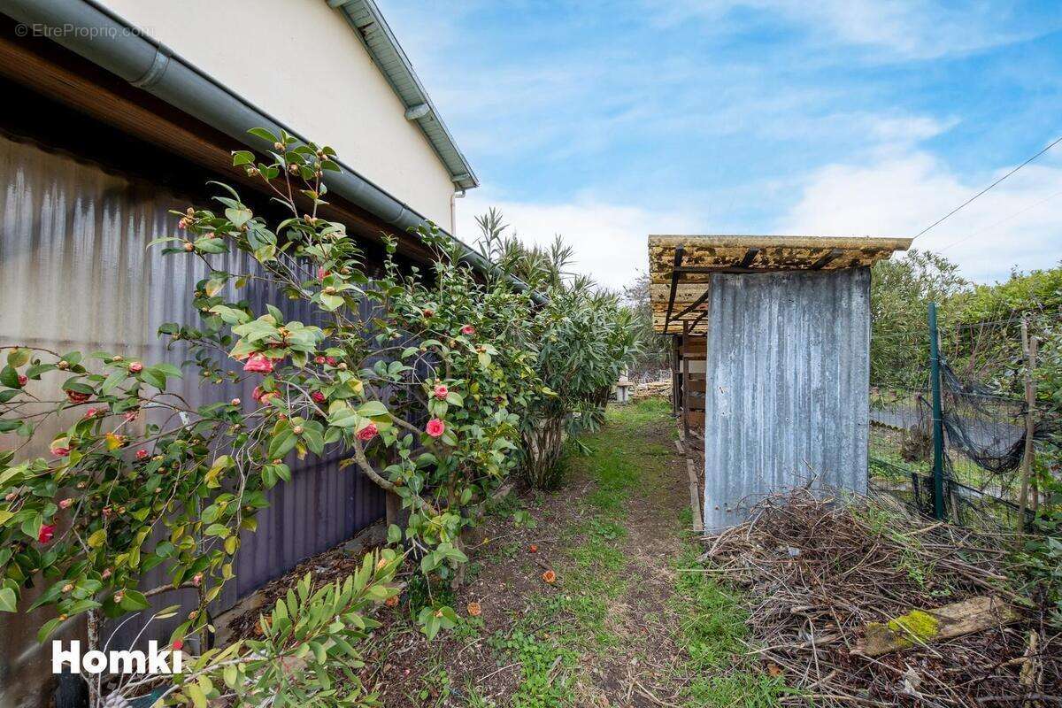 Terrain à LABARTHE-SUR-LEZE