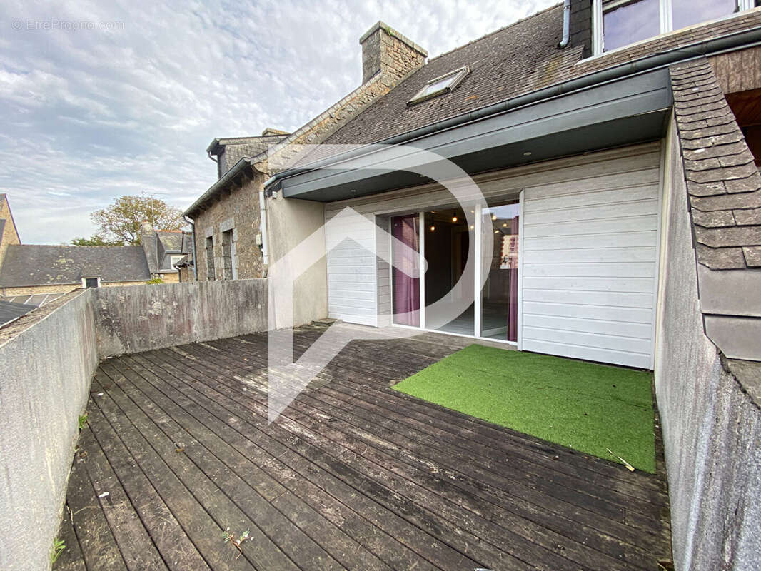 Appartement à PLAINTEL