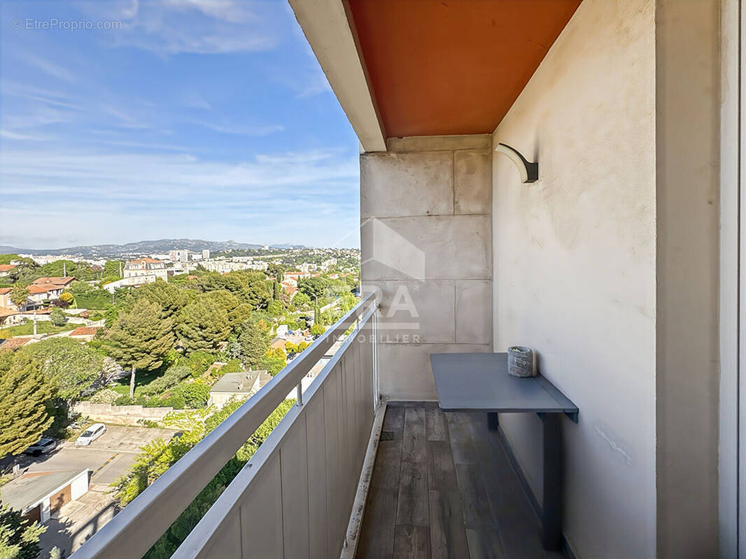 Appartement à MARSEILLE-13E