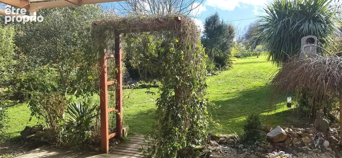Maison de 110 m2 sur 2200 m2 de terrain arboré - photo 7