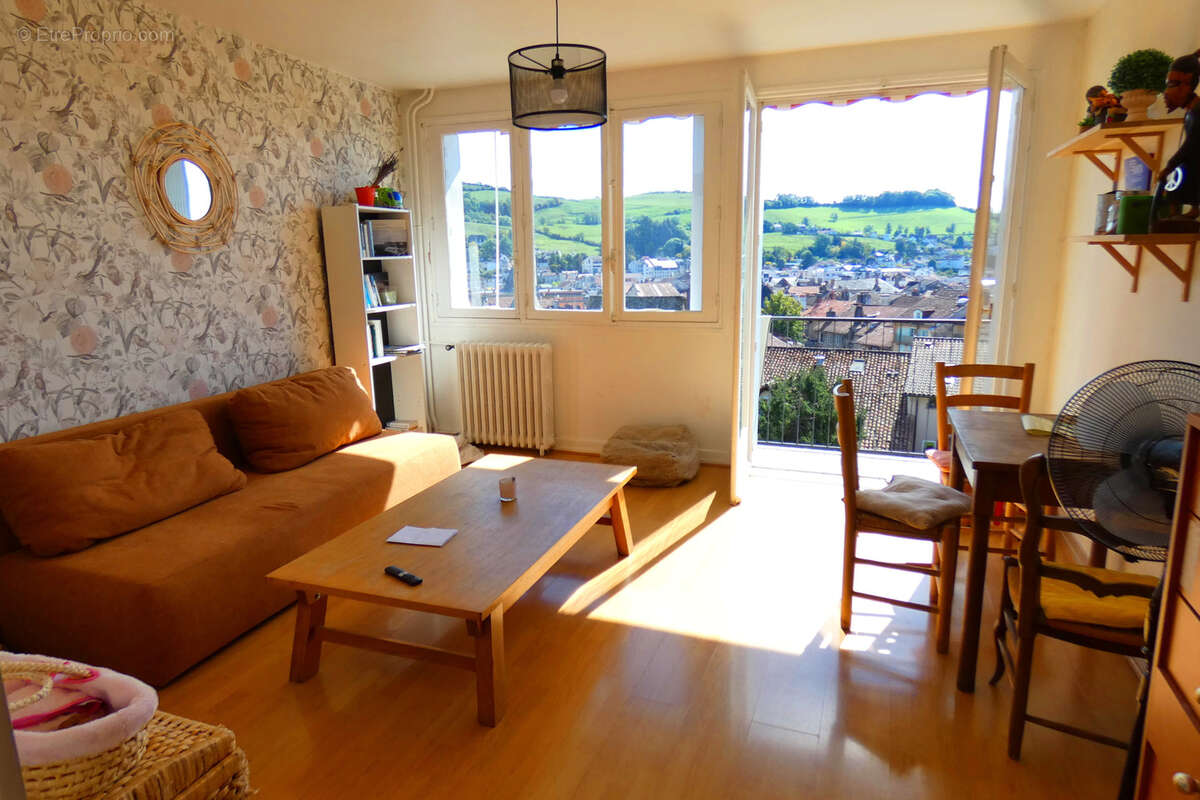 Appartement à AURILLAC