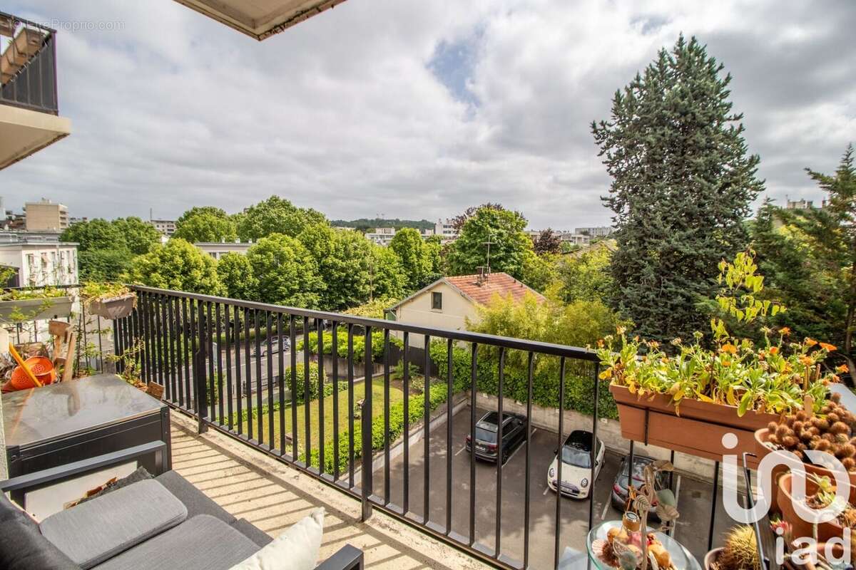 Photo 2 - Appartement à RUEIL-MALMAISON