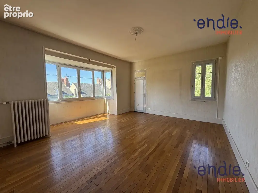 Appartement 4 pièces 137 m² à vendre à Moulins (03000) - photo 1
