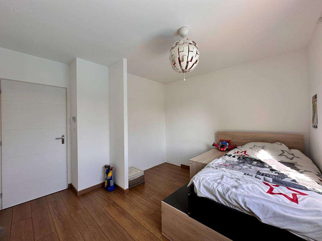Maison 104 m² à Estillac  - photo 13