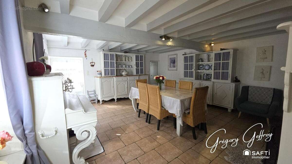 Photo 8 - Maison à LA LANDE-DE-LOUGE