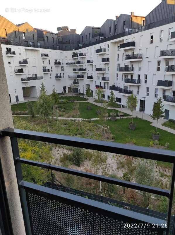 Appartement à VILLENEUVE-LA-GARENNE