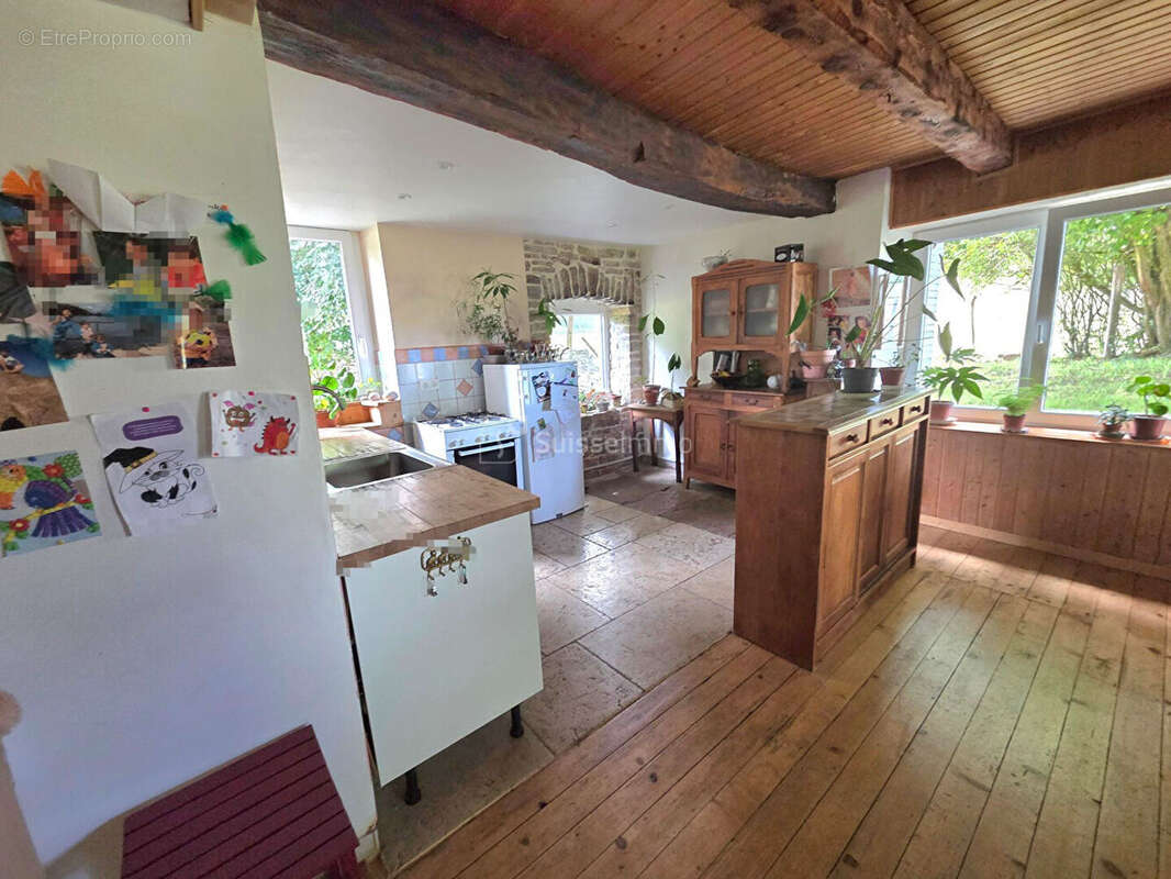 Corps de ferme renove de 147m² sur terrain de 20 ares 199000 euros - photo 2