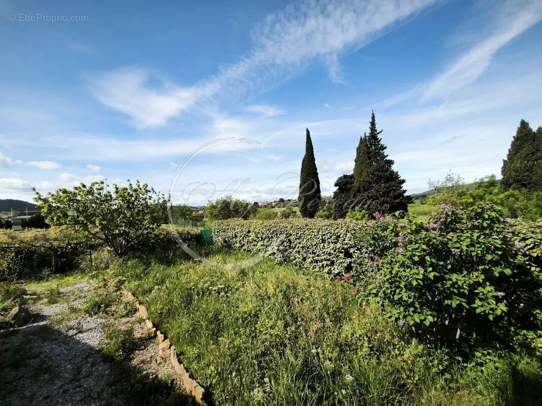 Maison à SAINT-LAURENT-DE-LA-CABRERISSE