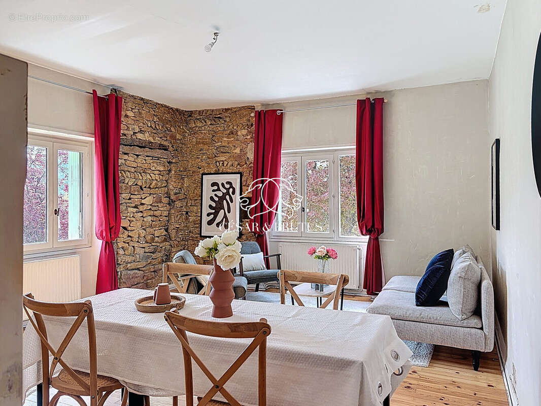 Maison 187 m² à Fleurieu-Sur-Saone  - photo 8