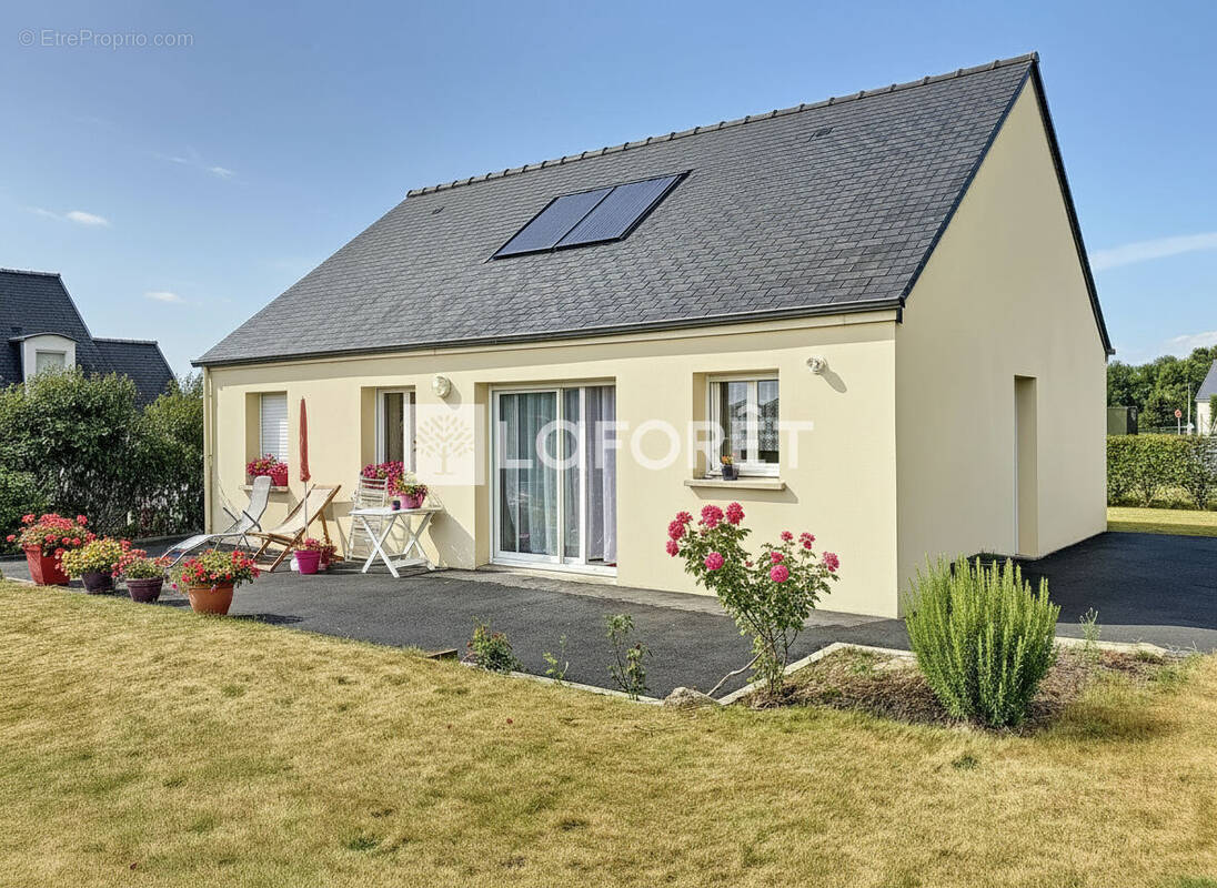 Maison à COMBLESSAC
