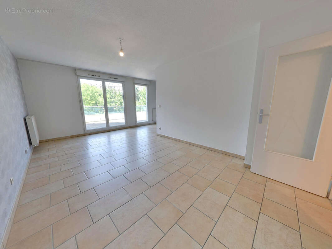 Appartement à ECHIROLLES