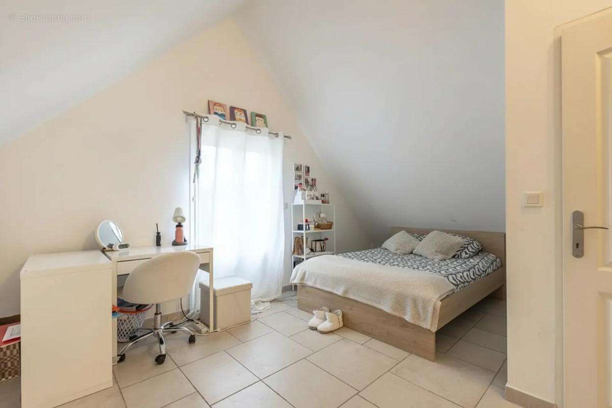 Maison à CORMERAY