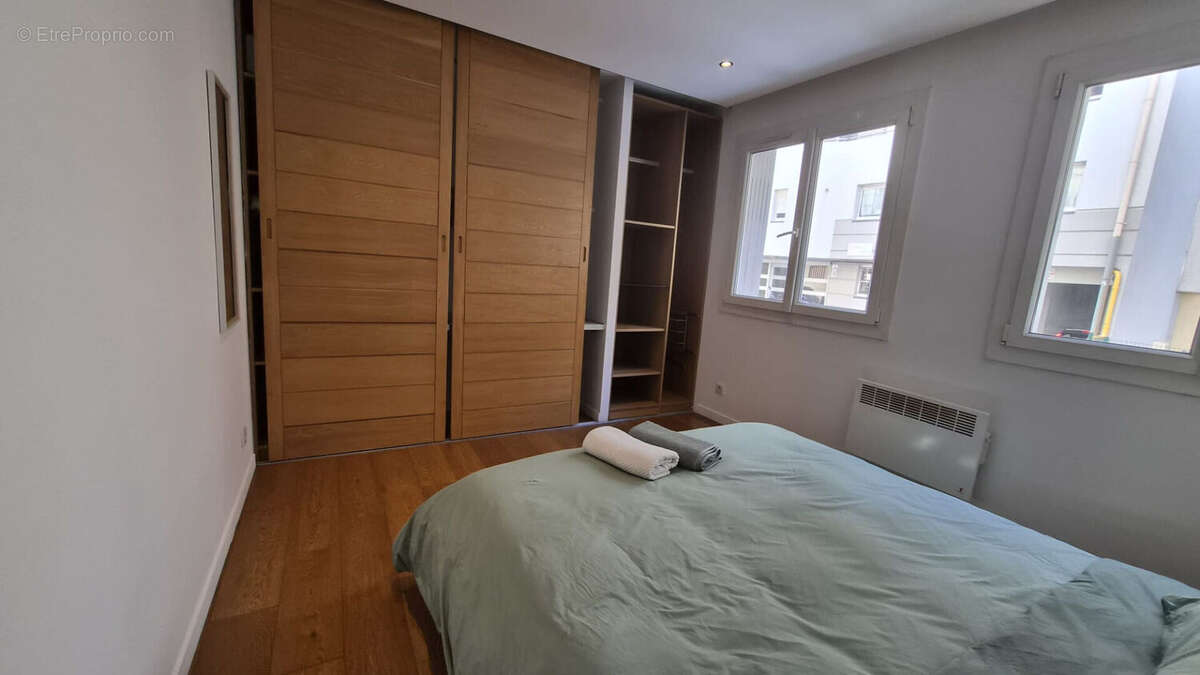 Appartement à MARSEILLE-6E