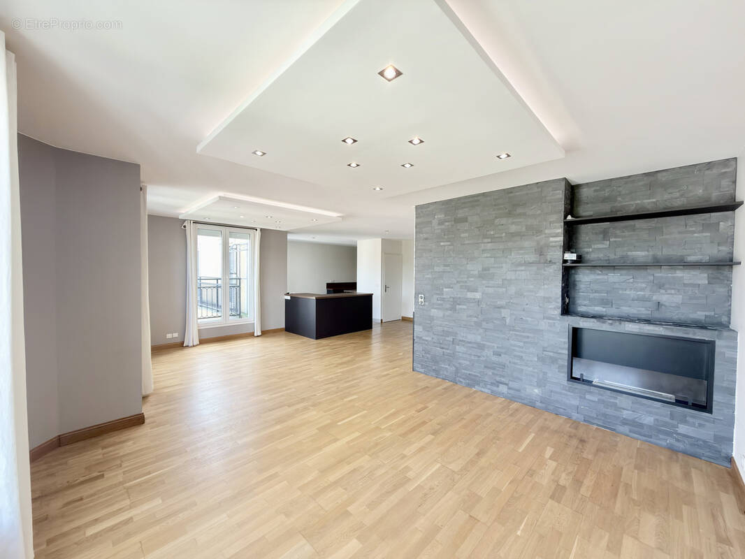 Appartement à SAINT-MAURICE