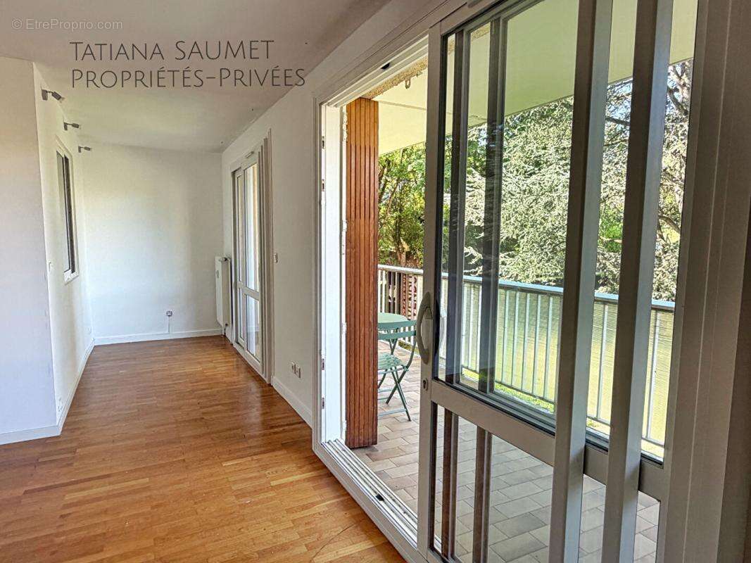 Appartement à FONTAINES-SUR-SAONE