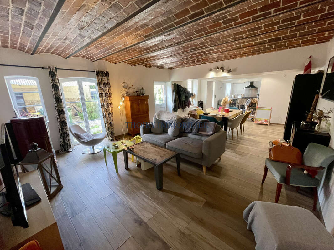 Maison ancienne de charme 6 pièces avec dépendance sur 505 m2. - photo 9
