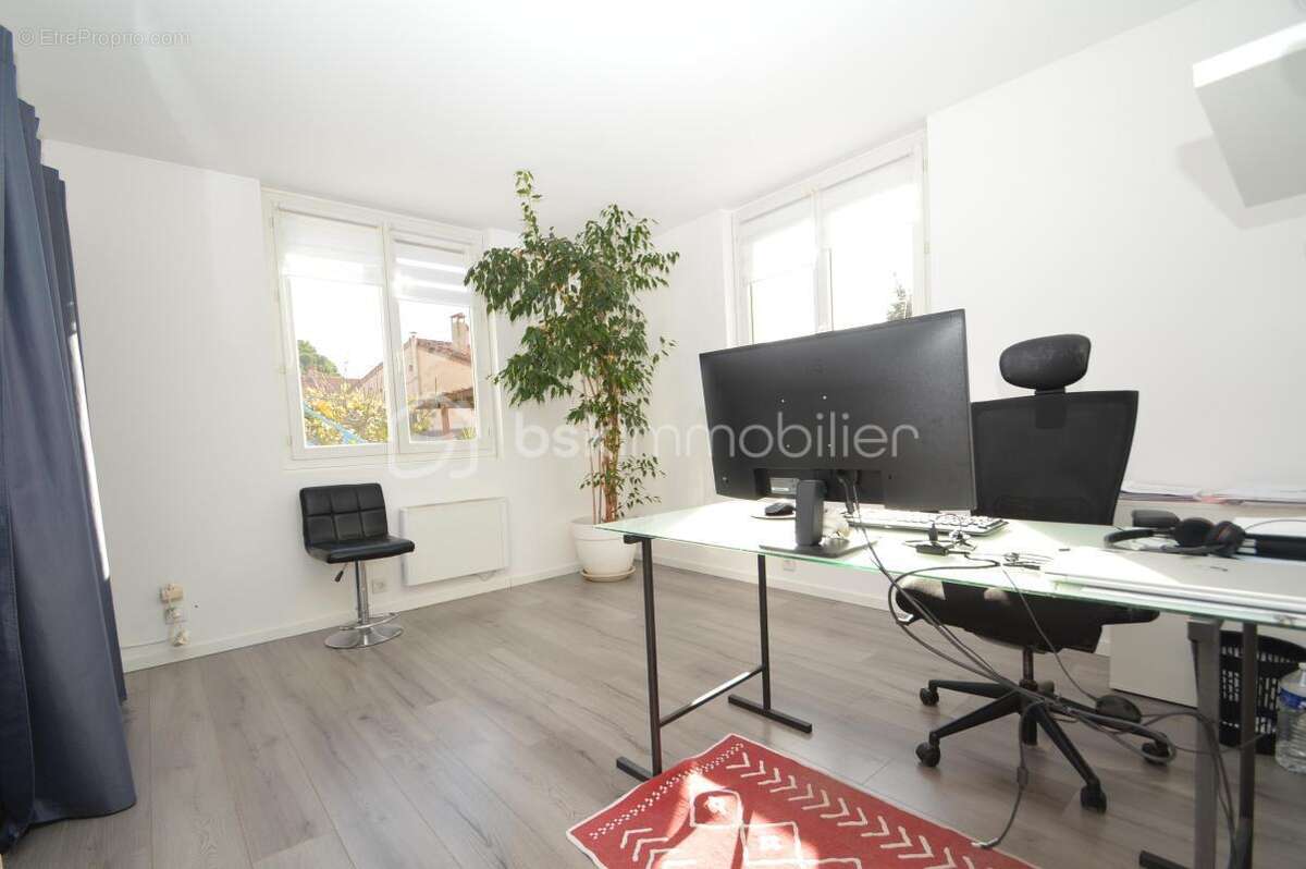 Villa T7 avec piscine, appartement à l'étage et un studio - photo 9