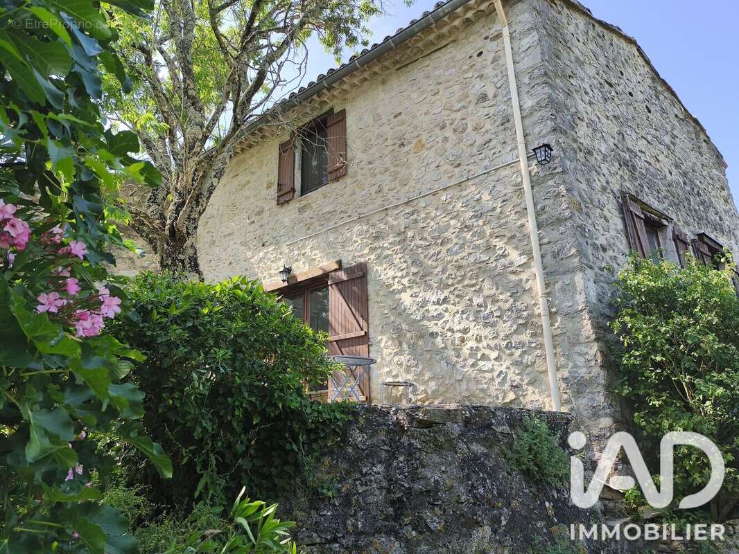 Maison 146 m² à Saint-Thome  - photo 2