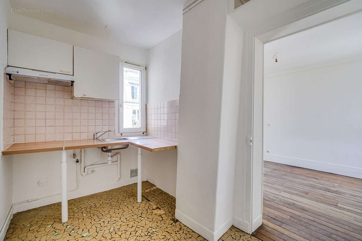Appartement à PARIS-18E