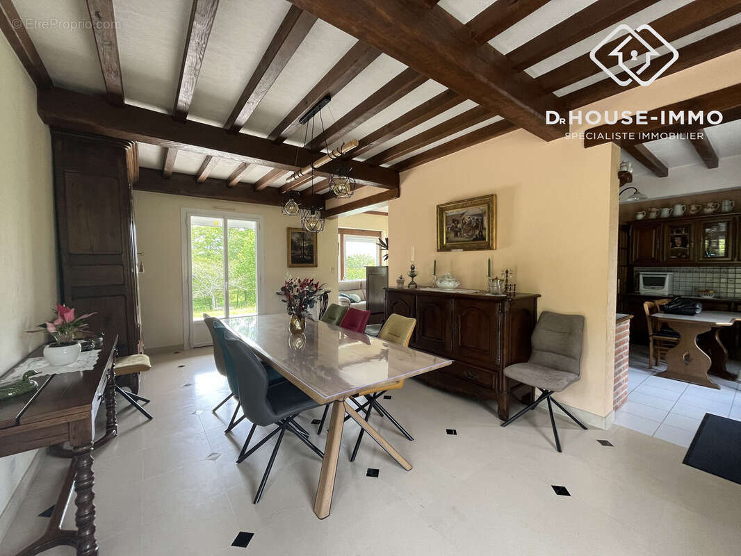 Maison 197 m² à Saint-Estephe  - photo 4