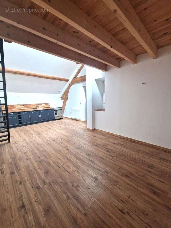 Maison à SAINT-JEAN-D&#039;ANGELY