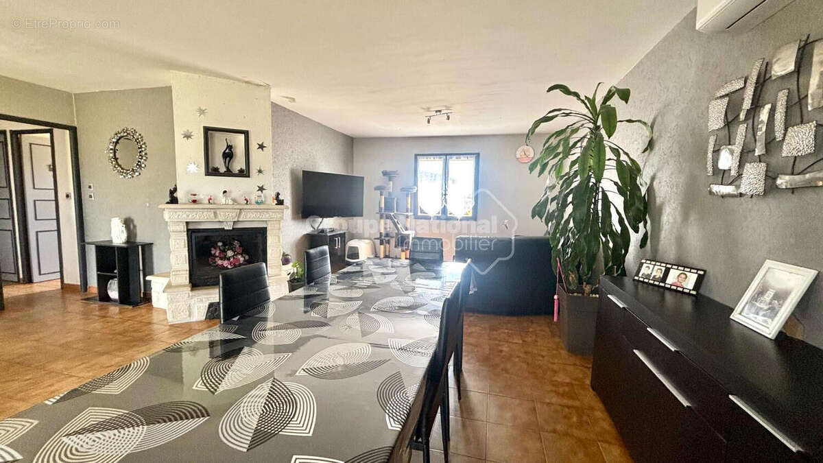 Maison à AIGUES-MORTES