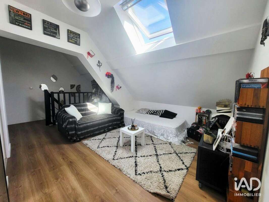 Appartement 97 m² à Rouvres-Saint-Jean  - photo 7