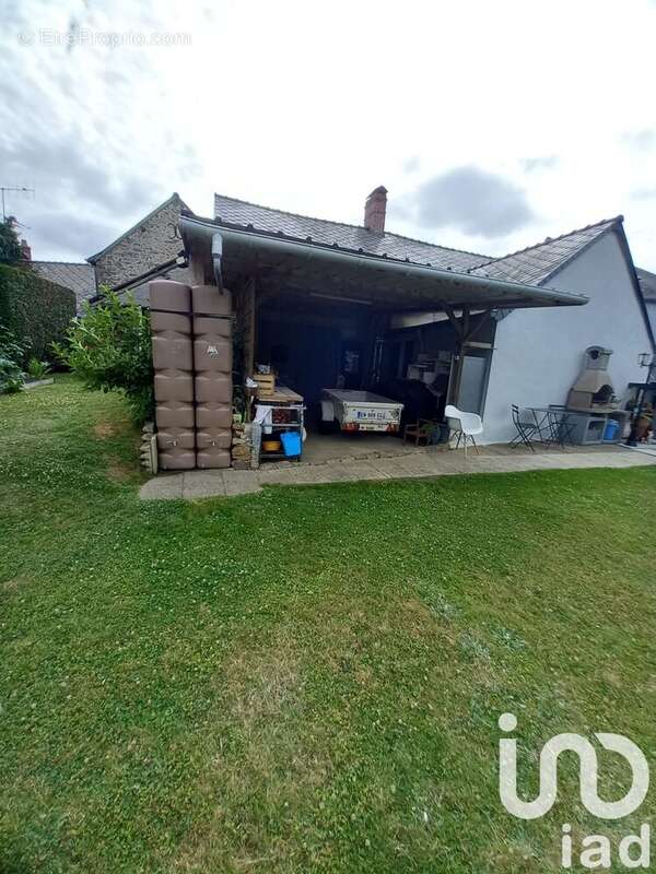 Maison 155 m² à Saint-Aubin-Du-Desert  - photo 3