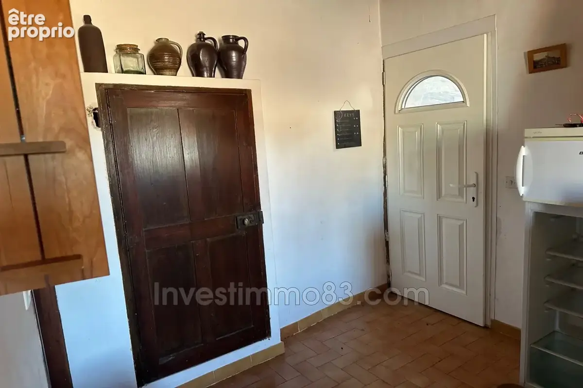 Maison 88 m² à Ampus  - photo 8