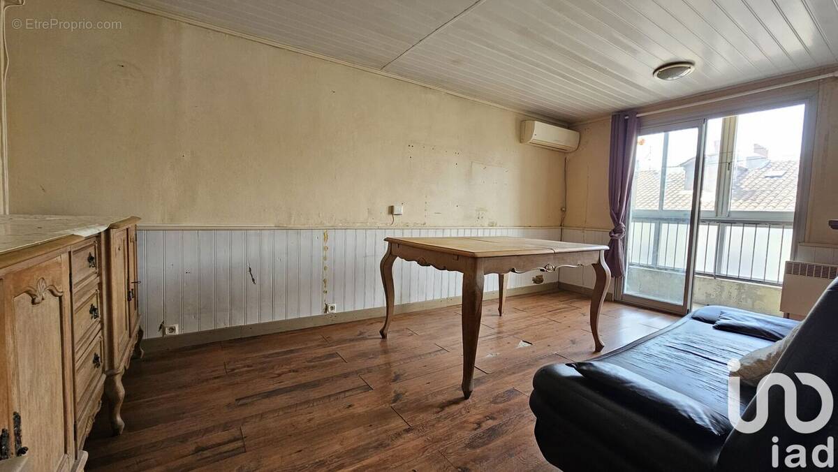 Photo 1 - Appartement à MARSEILLE-3E