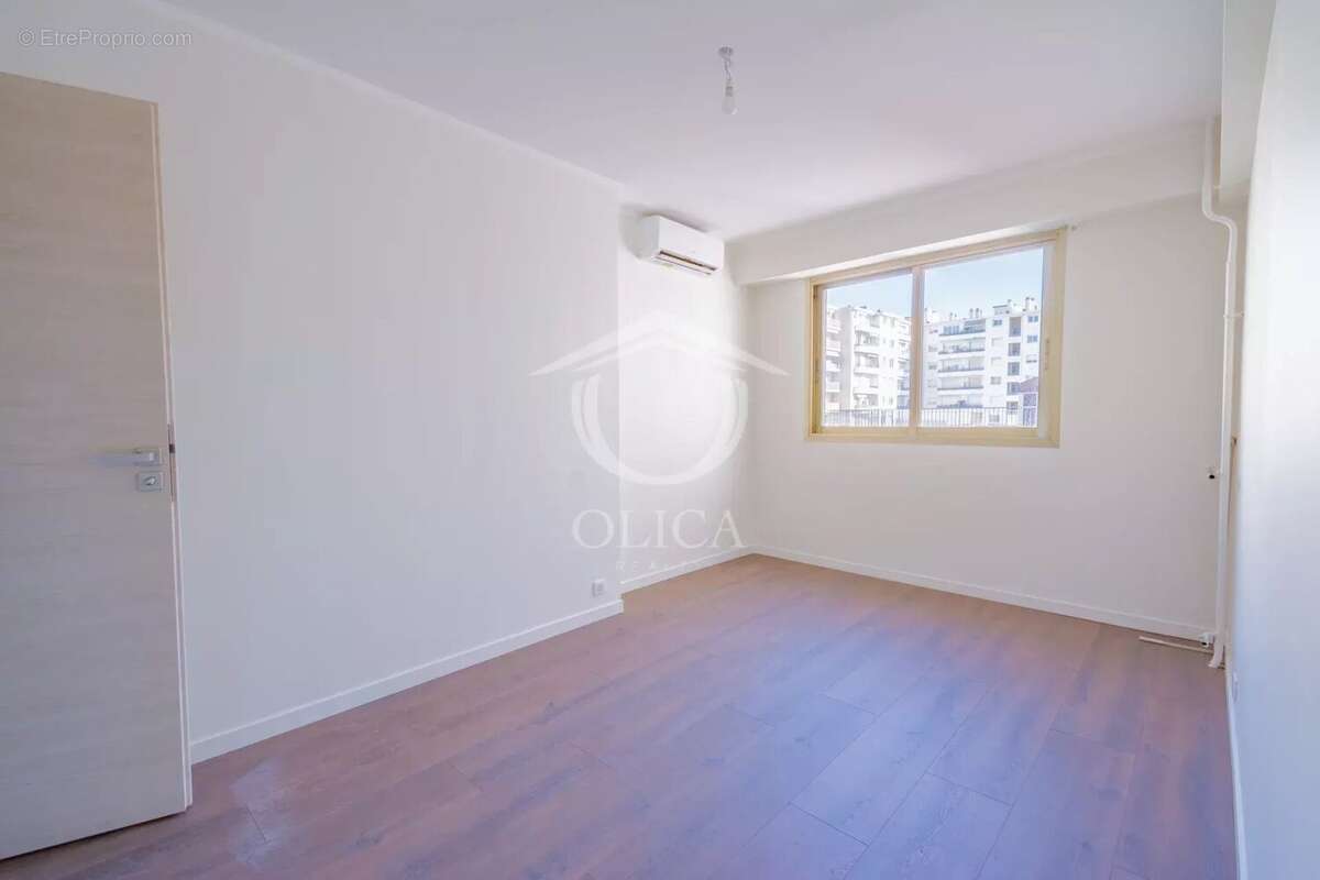 Appartement à CAGNES-SUR-MER