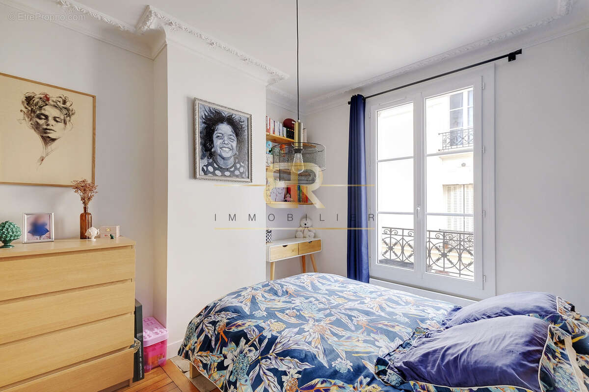 Appartement à PARIS-17E