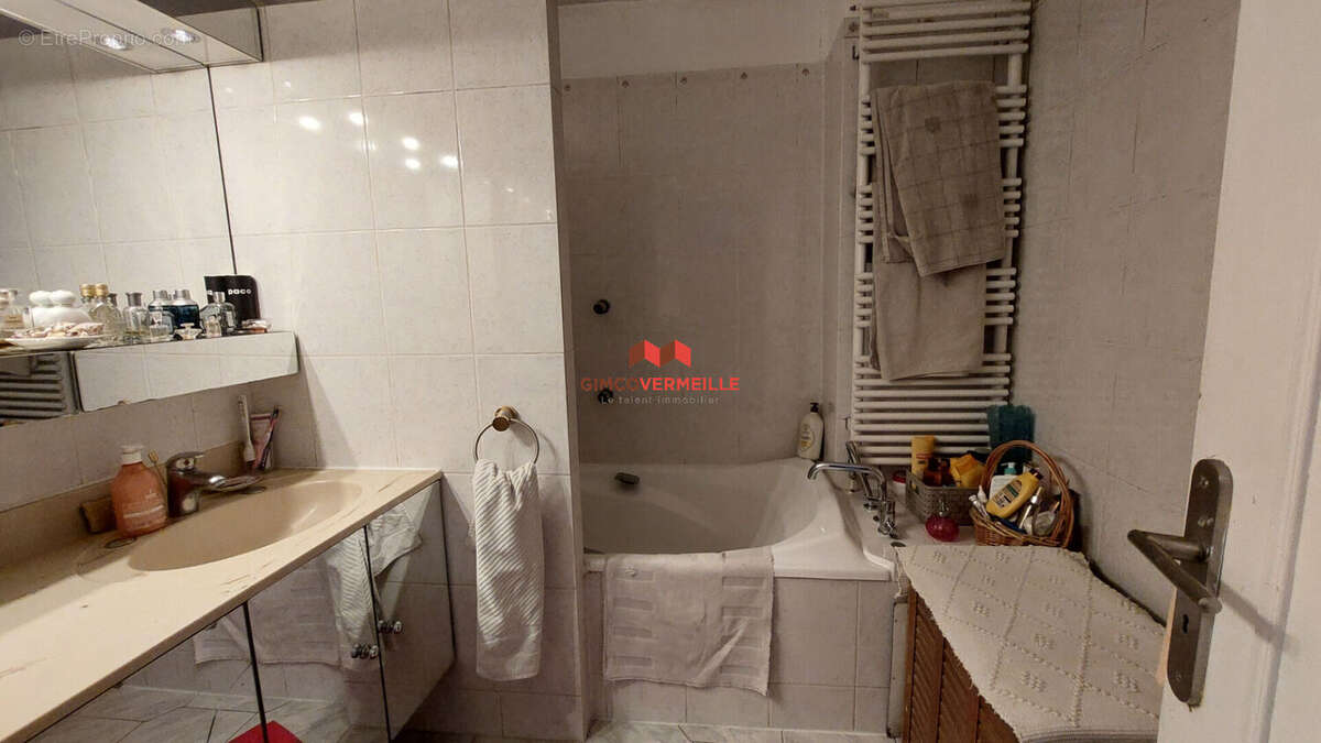 Appartement à BOUGIVAL