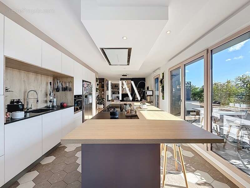 Appartement à ALLONZIER-LA-CAILLE