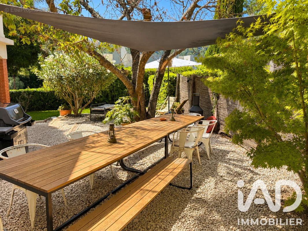 Maison 132 m² à Carnoux-En-Provence  - photo 6