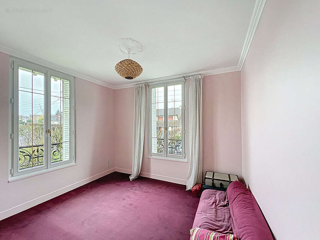 Maison à MONTGERON