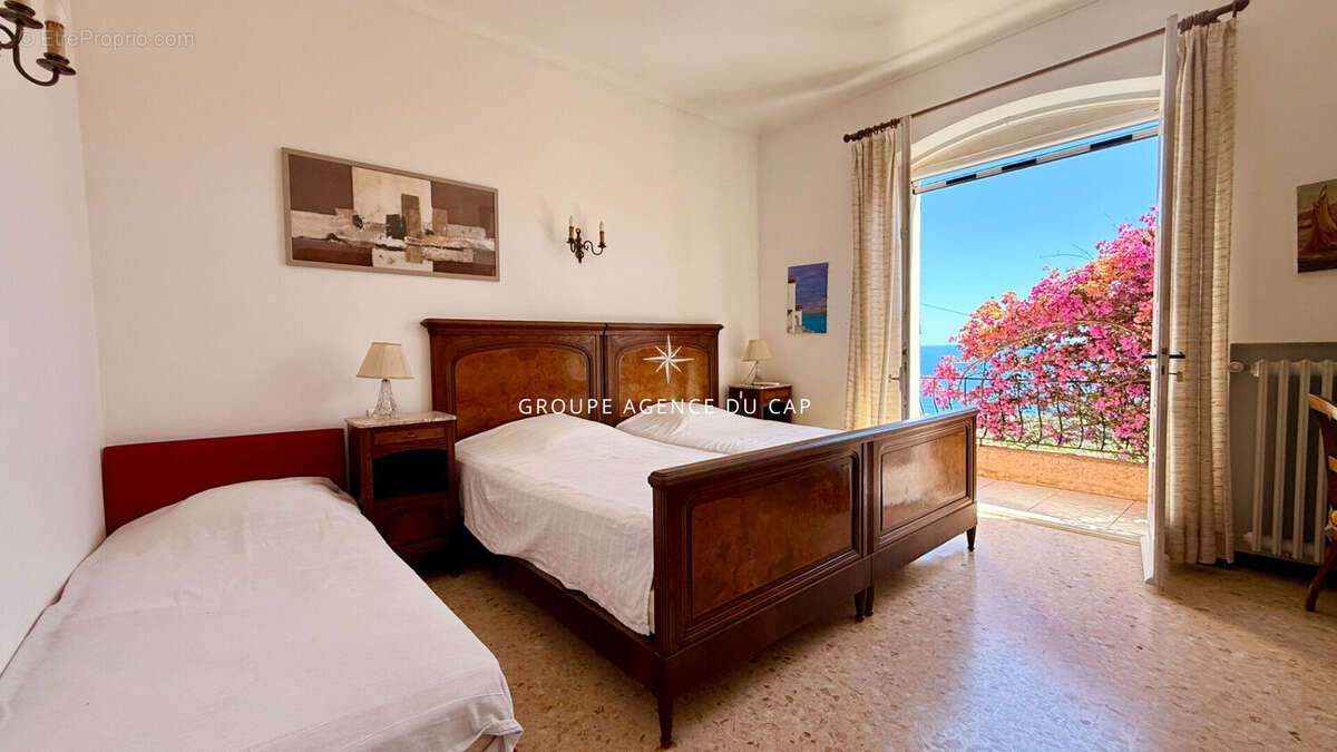 Maison à LES ISSAMBRES