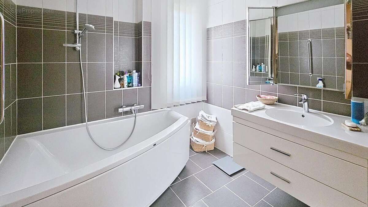 Photo 7 - Maison à LA VILLE-DU-BOIS