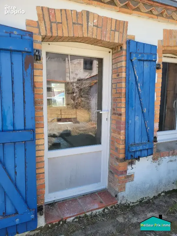 LA GARNACHE Maison à rénover avec four à pain - photo 7