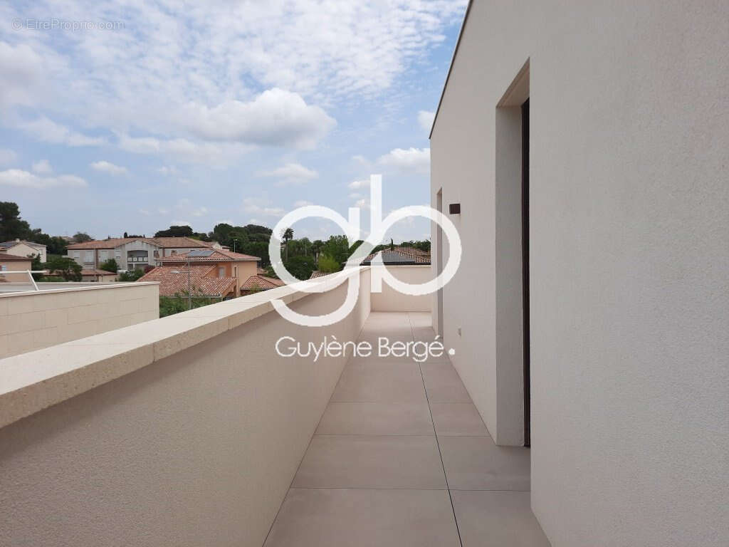 Appartement à CASTRIES