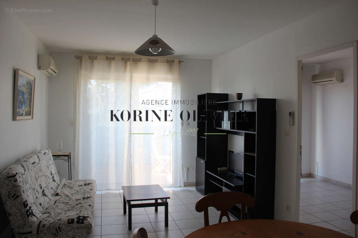 Confort de vie en bord de mer   Appartement lumineux avec balcon, parking privatif - photo 3