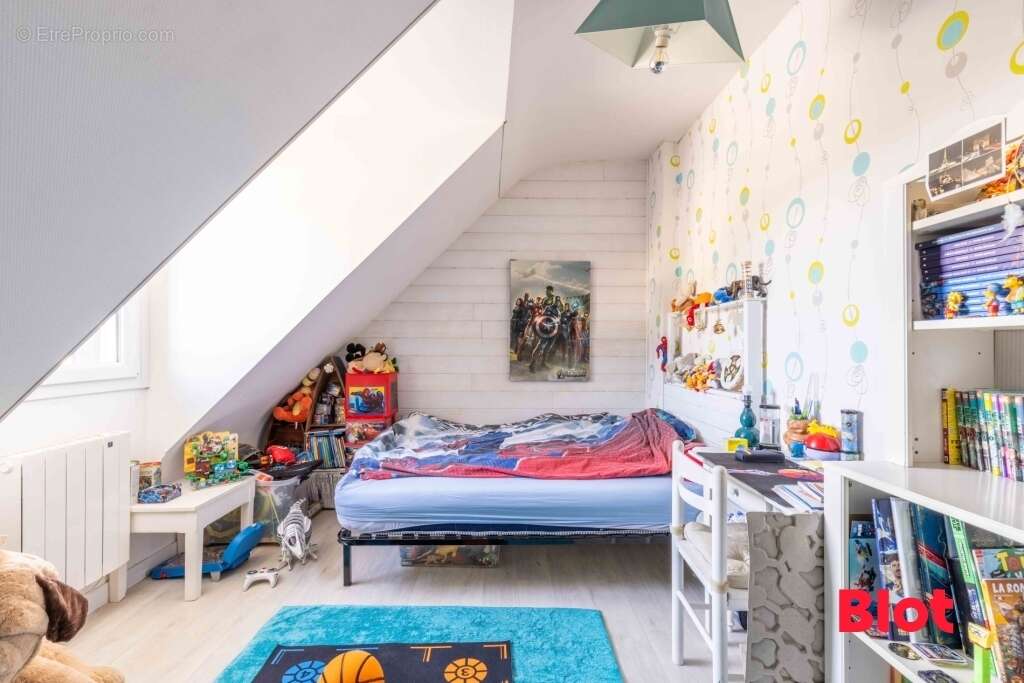 Maison 120 m² à Liffre  - photo 9