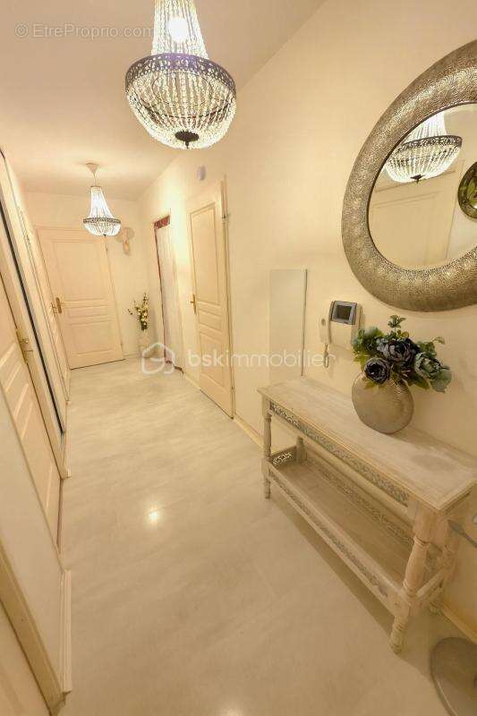 Appartement à LOUVRES